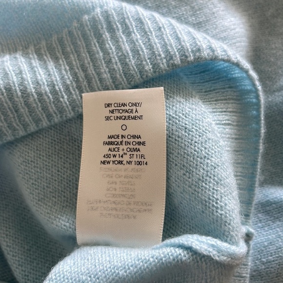 Alice and Olivia Ansley Wide Sleeve Cropped Sweater.  💯 Cashmere.  NWT Size XS - Picture 8 of 9